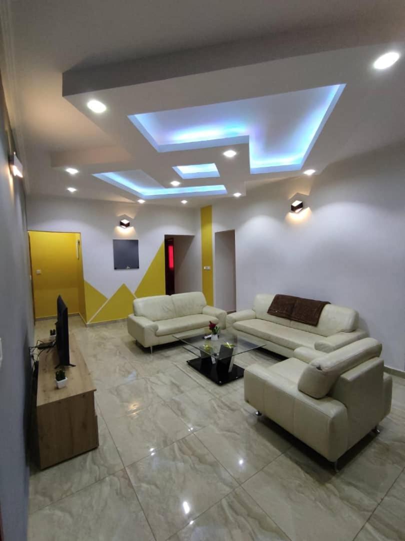 Hotel Appart B4U - Etoudi Yaoundé Exterior photo