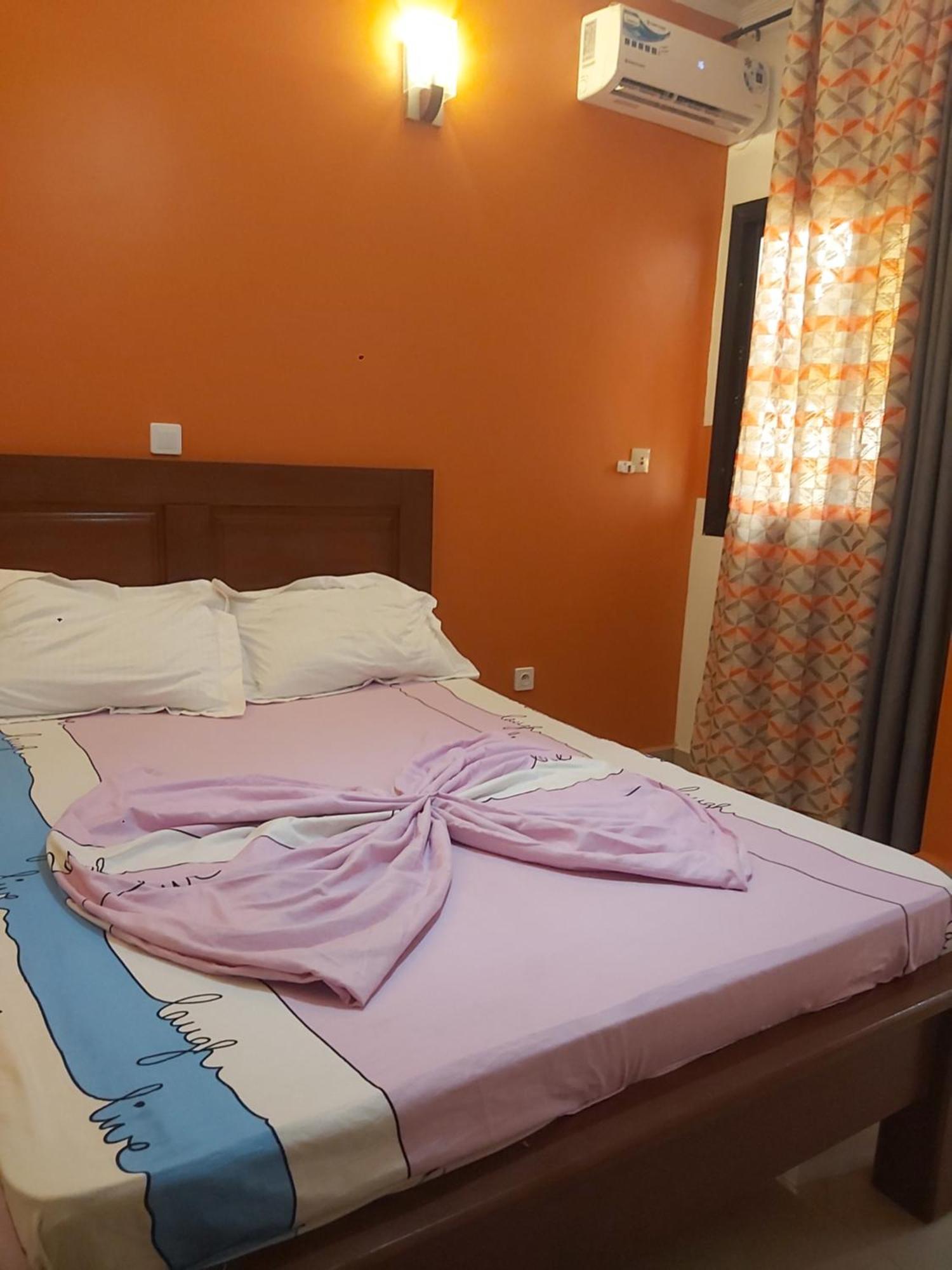 Hotel Appart B4U - Etoudi Yaoundé Exterior photo
