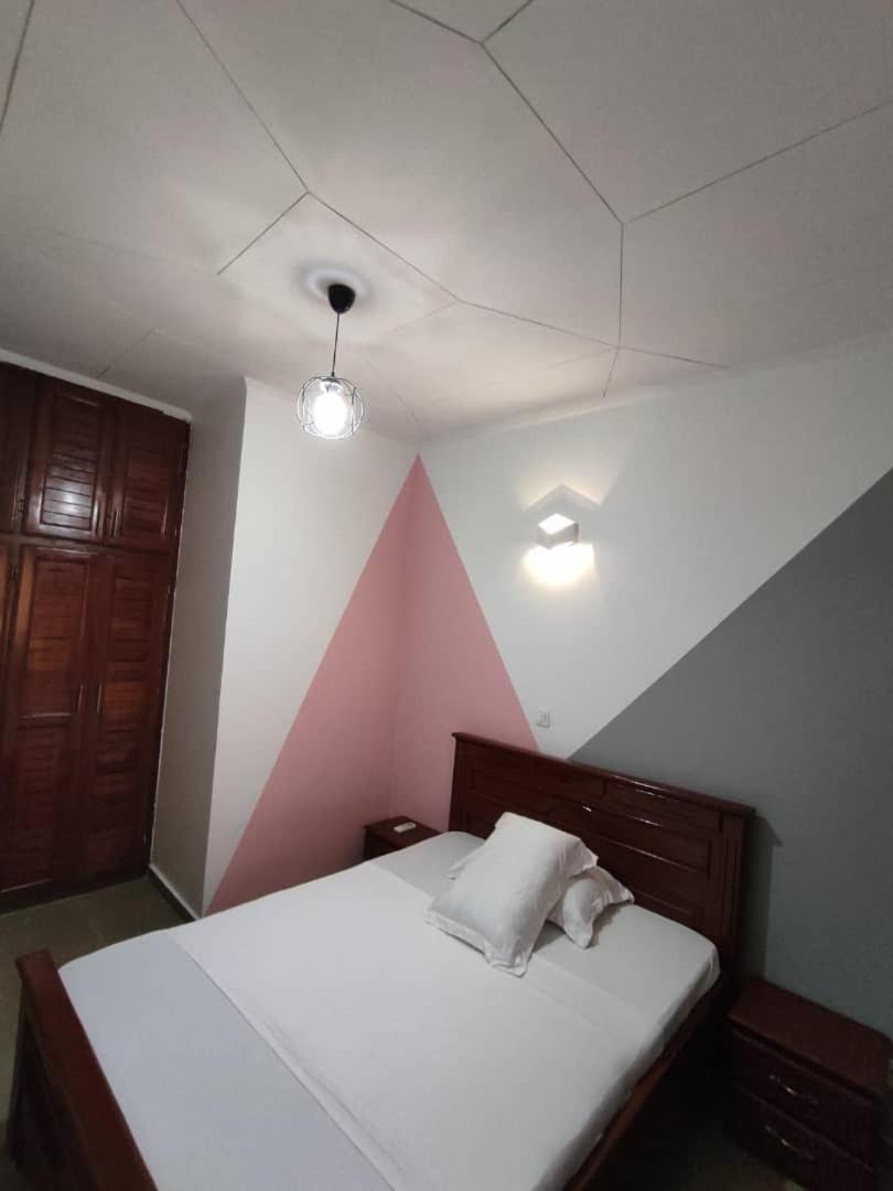 Hotel Appart B4U - Etoudi Yaoundé Exterior photo