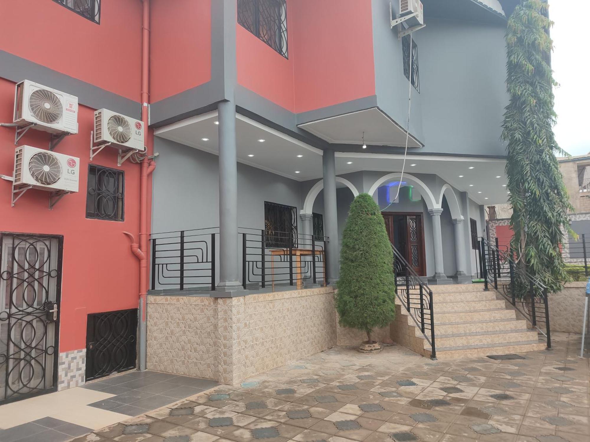Hotel Appart B4U - Etoudi Yaoundé Exterior photo