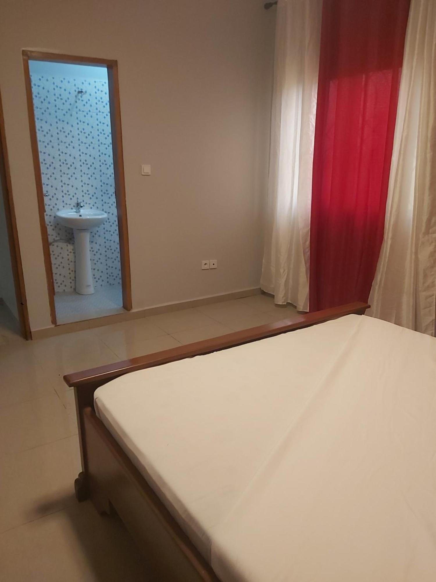 Hotel Appart B4U - Etoudi Yaoundé Exterior photo
